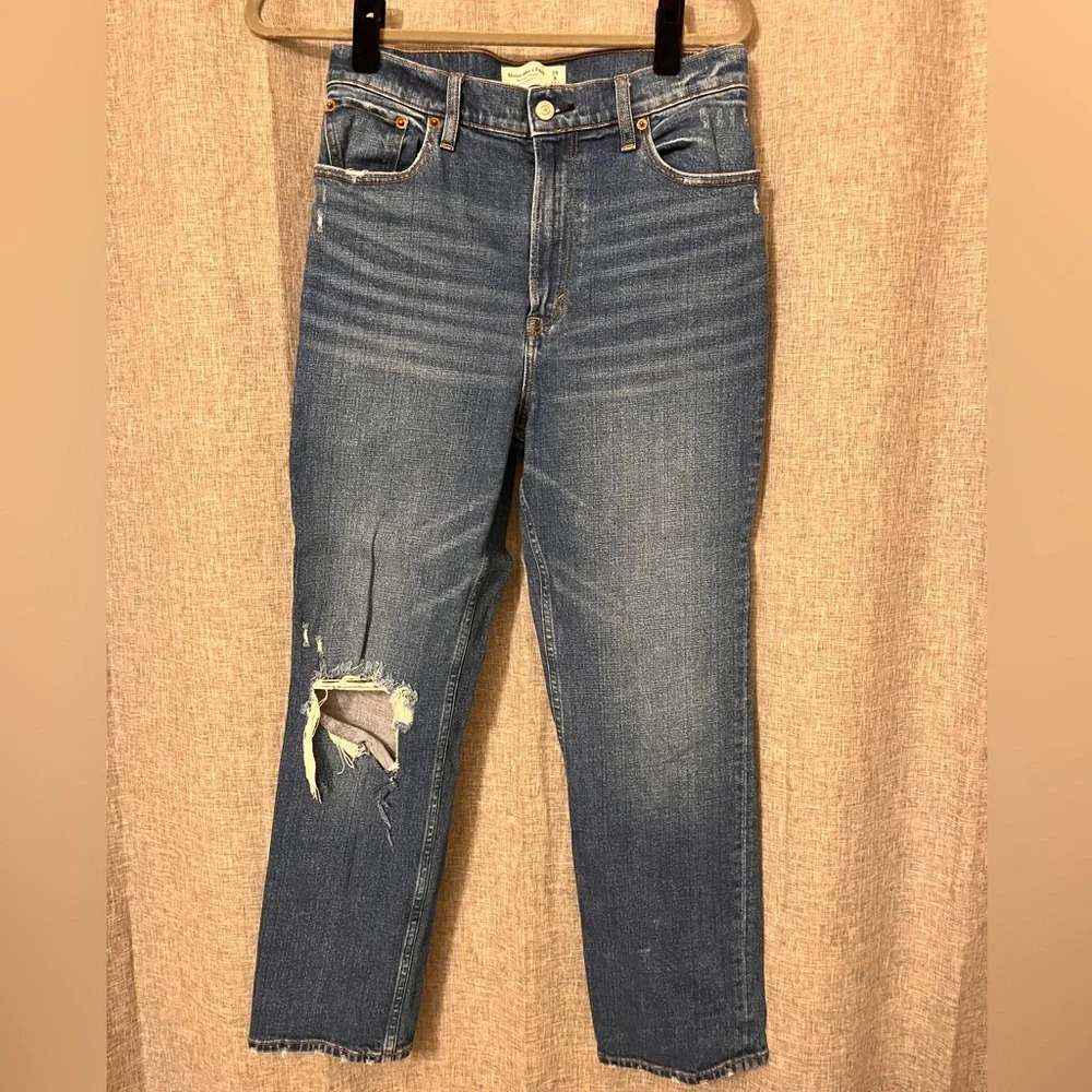 Abercrombie & Fitch The Ankle Straight Ultra High Rise Jeans Size 8 or 29